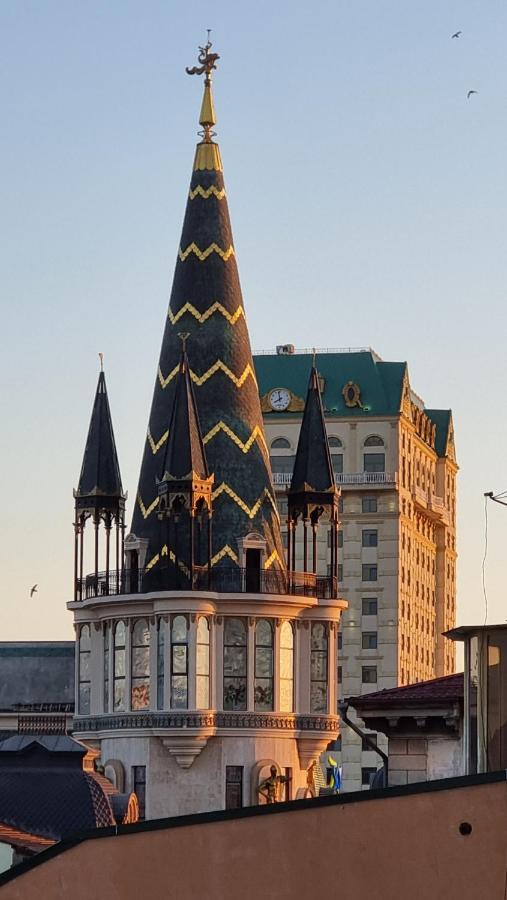 Old Batumi Mgzavrebi Apartments Kültér fotó